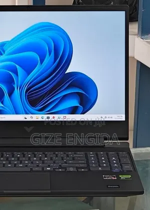 New Laptop HP Victus 16 16GB AMD Ryzen 7 SSD 512GB