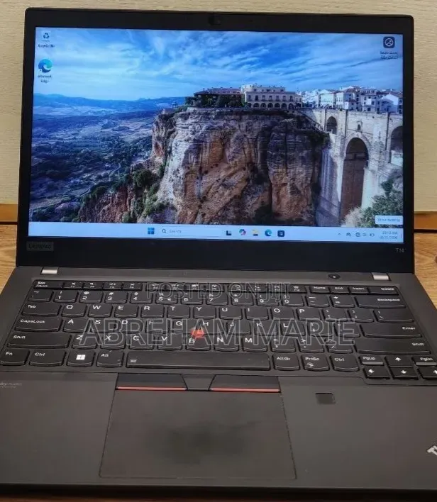 New Laptop Lenovo ThinkPad T14 G2 16GB Intel Core i7 SSD 512GB
