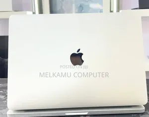 New Laptop Apple MacBook Pro 2022 M2 16GB Apple M2 SSD 256GB