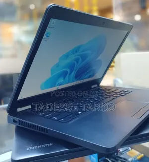 New Laptop Dell Latitude 14 E5470 4GB Intel Core i3 HDD 500GB