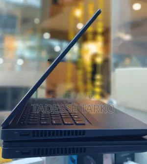 New Laptop Dell Latitude 14 E5470 4GB Intel Core i3 HDD 500GB