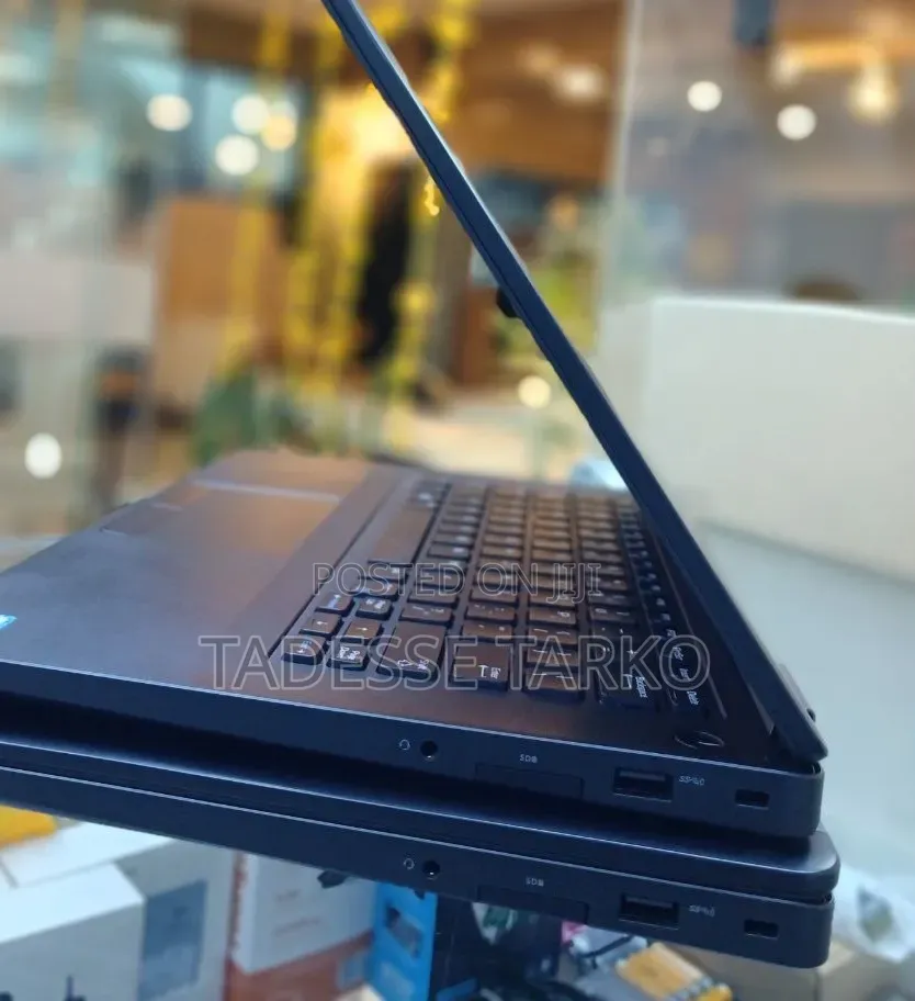 New Laptop Dell Latitude 14 E5470 4GB Intel Core i3 HDD 500GB