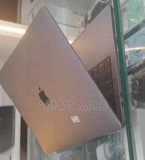New Laptop Apple MacBook Pro 2019 8GB Intel Core i5 SSD 128GB