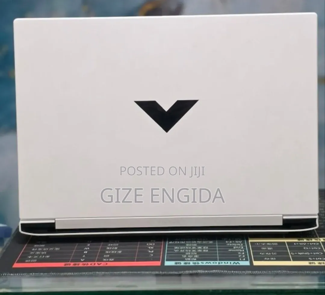 New Laptop HP Victus 16 16GB AMD Ryzen 7 SSD 1T