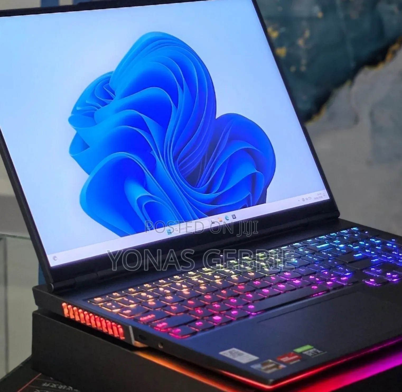 New Laptop Lenovo 32GB AMD Ryzen 9 SSD 1T