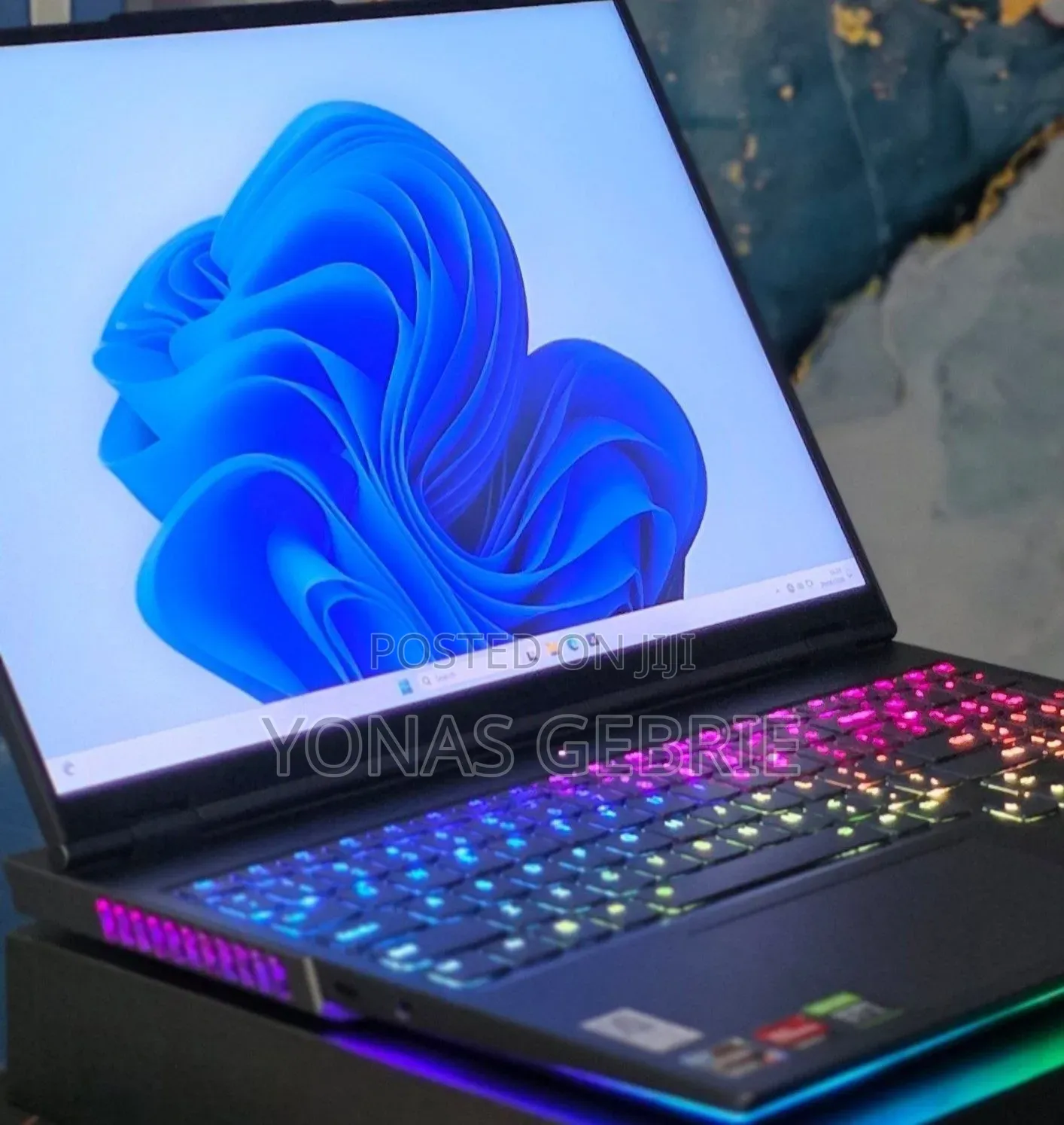 New Laptop Lenovo 32GB AMD Ryzen 9 SSD 1T