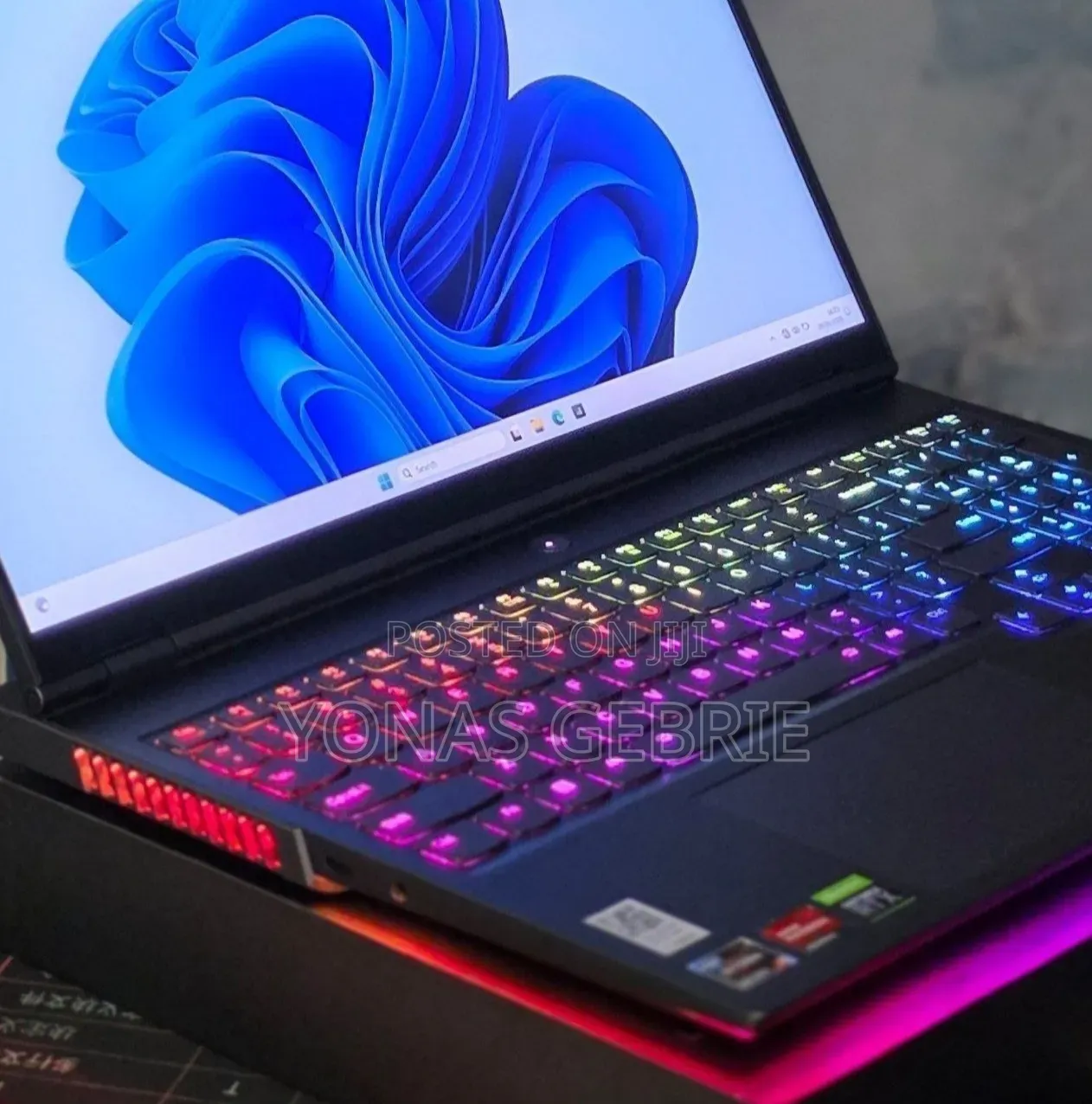 New Laptop Lenovo 32GB AMD Ryzen 9 SSD 1T