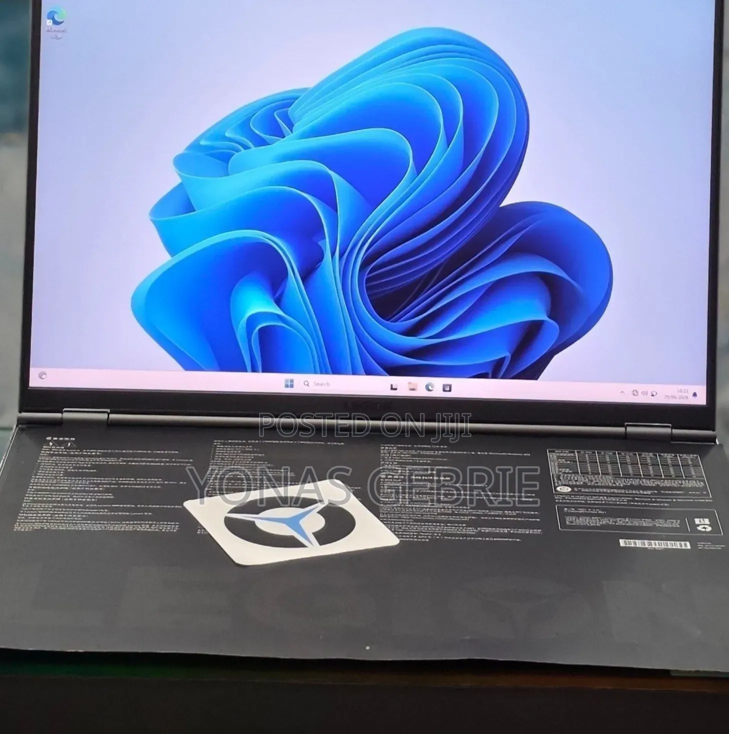 New Laptop Lenovo 32GB AMD Ryzen 9 SSD 1T