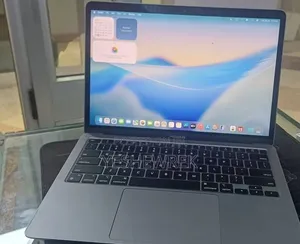 New Laptop Apple MacBook Pro 2021 M1 8GB Apple M1 SSD 256GB