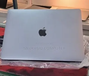 New Laptop Apple MacBook Pro 2020 M1 16GB Apple M1 SSD 256GB
