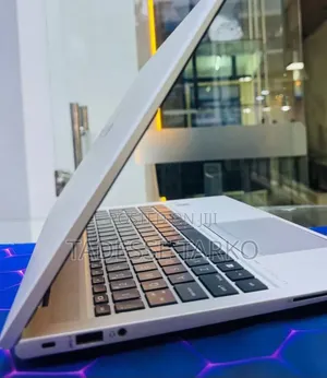 New Laptop HP EliteBook 840 G7 16GB Intel Core i5 SSD 512GB