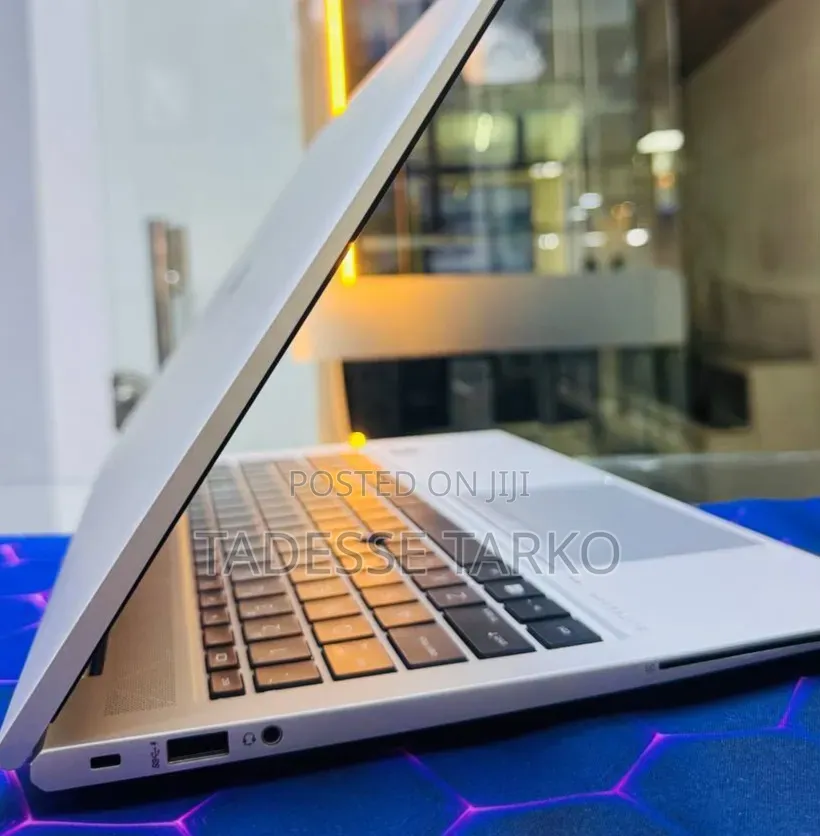 New Laptop HP EliteBook 840 G7 16GB Intel Core i5 SSD 512GB
