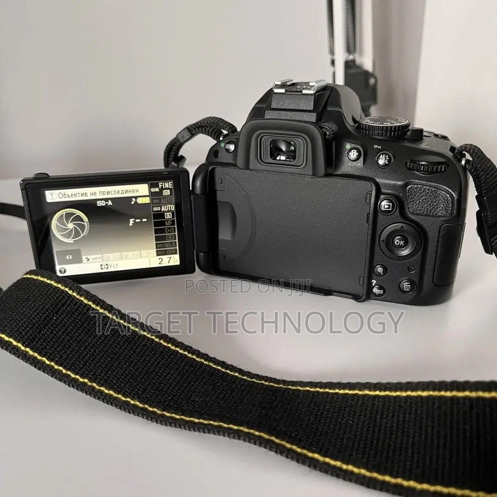 Nikon D5200