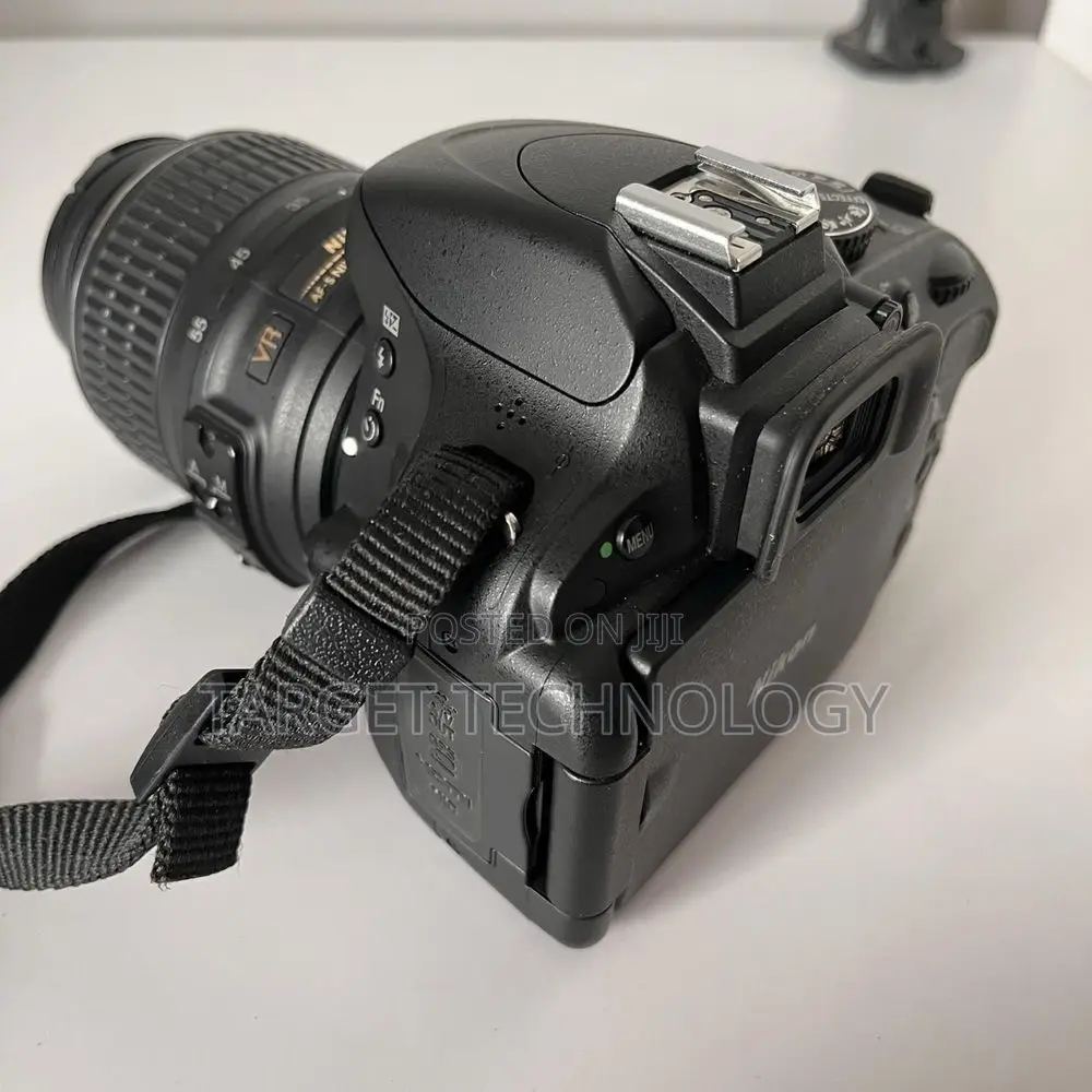 Nikon D5200