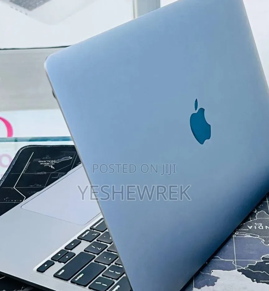 New Laptop Apple MacBook Air 2020 M1 16GB Apple M1 SSD 256GB