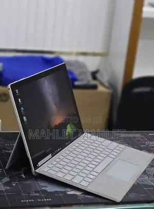 New Laptop Microsoft Surface Pro 7 16GB Intel Core i5 SSD 256GB
