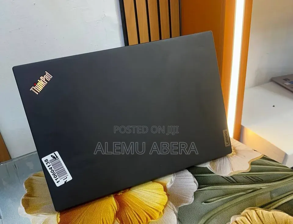 New Laptop Lenovo ThinkPad T14s Gen 2 16GB Intel Core i5 SSD 512GB