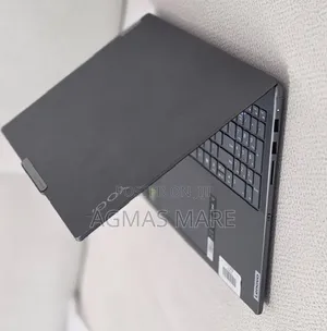 New Laptop Lenovo Yoga 9 32GB Intel Core Ultra 9 SSD 1T