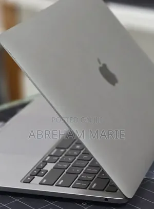 New Laptop Apple MacBook Pro 2020 M1 8GB Apple M1 Pro SSD 512GB