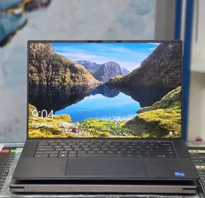 New Laptop Dell Precision 5570 16GB Intel Core i7 SSD 512GB