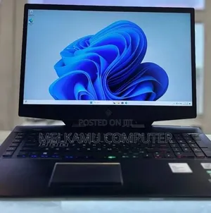 New Laptop HP Omen 17 16GB Intel Core i7 SSD 512GB