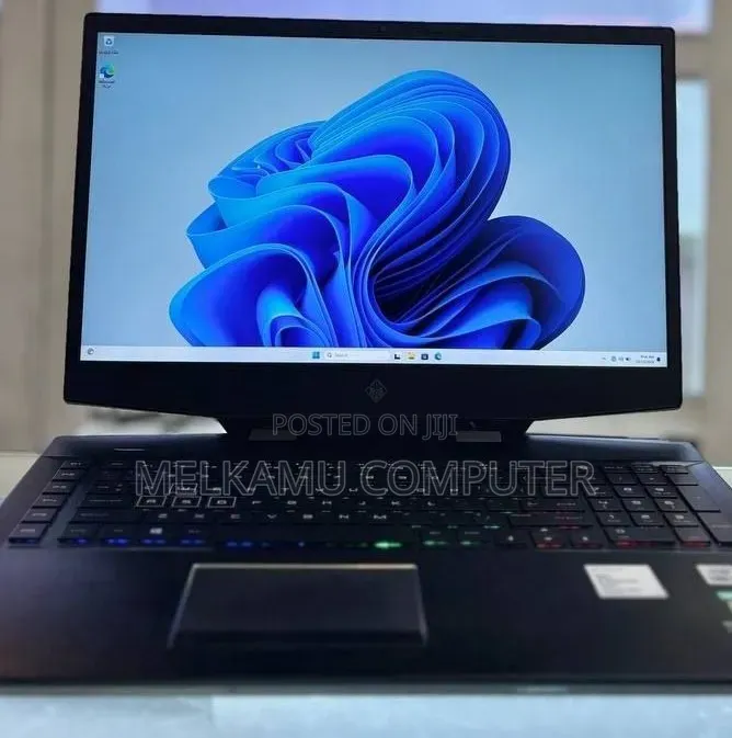 New Laptop HP Omen 17 16GB Intel Core i7 SSD 512GB