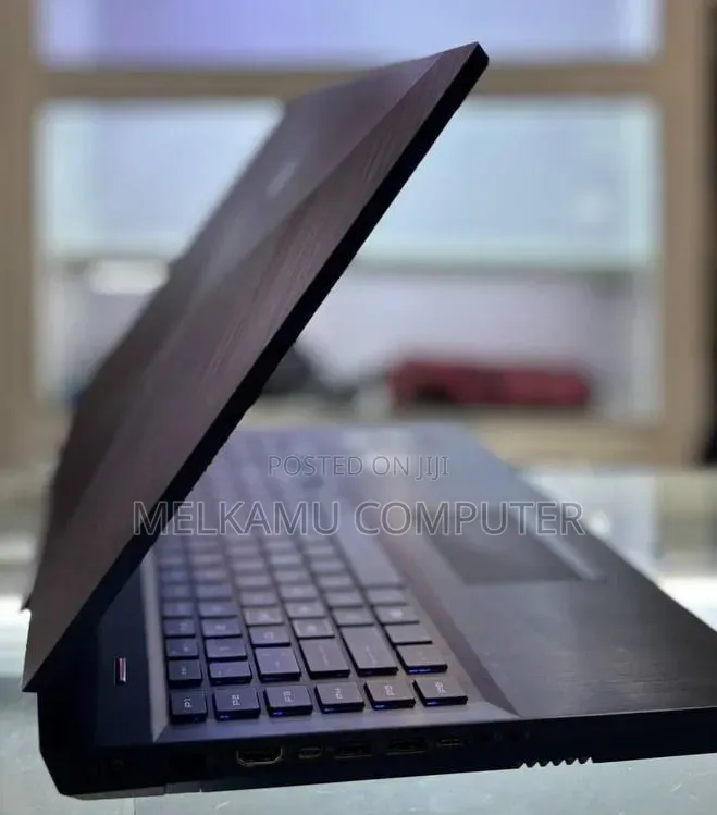 New Laptop HP Omen 17 16GB Intel Core i7 SSD 512GB