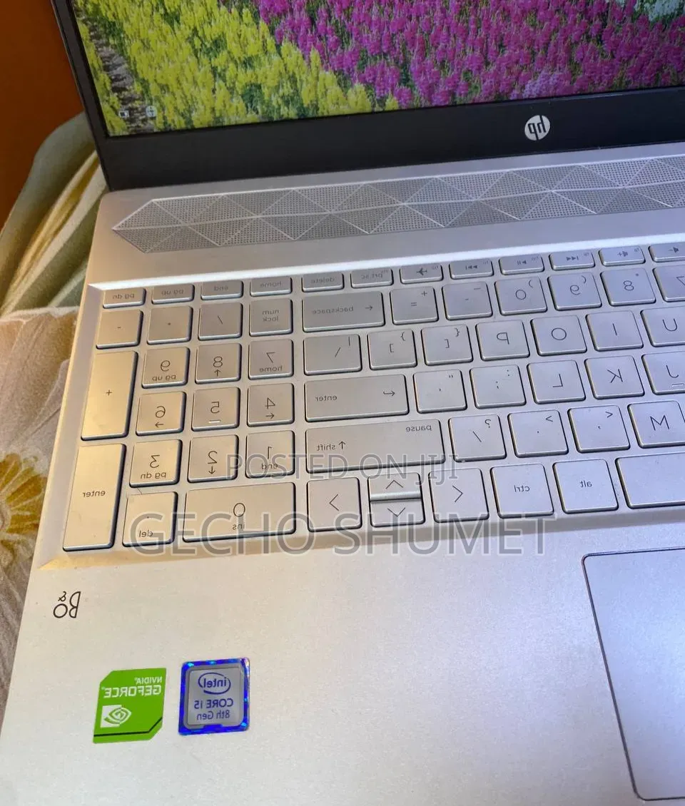 New Laptop HP Pavilion 15 8GB Intel Core i5 SSD 512GB