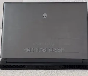 New Laptop Alienware M18 R2 32GB Intel Core i9 SSD 2T