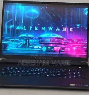 New Laptop Alienware M18 R2 32GB Intel Core i9 SSD 2T