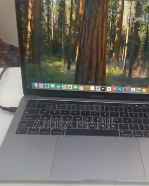 New Laptop Apple MacBook Pro 2019 8GB Intel Core i5 SSD 128GB