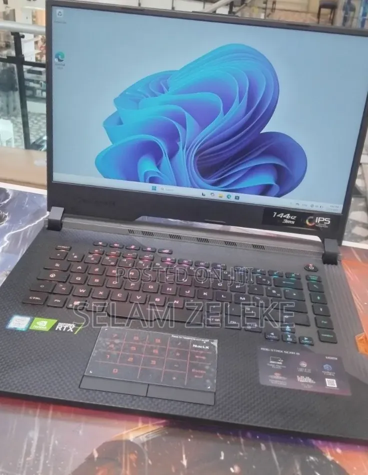 New Laptop Asus 16GB Intel Core i7 SSD 512GB