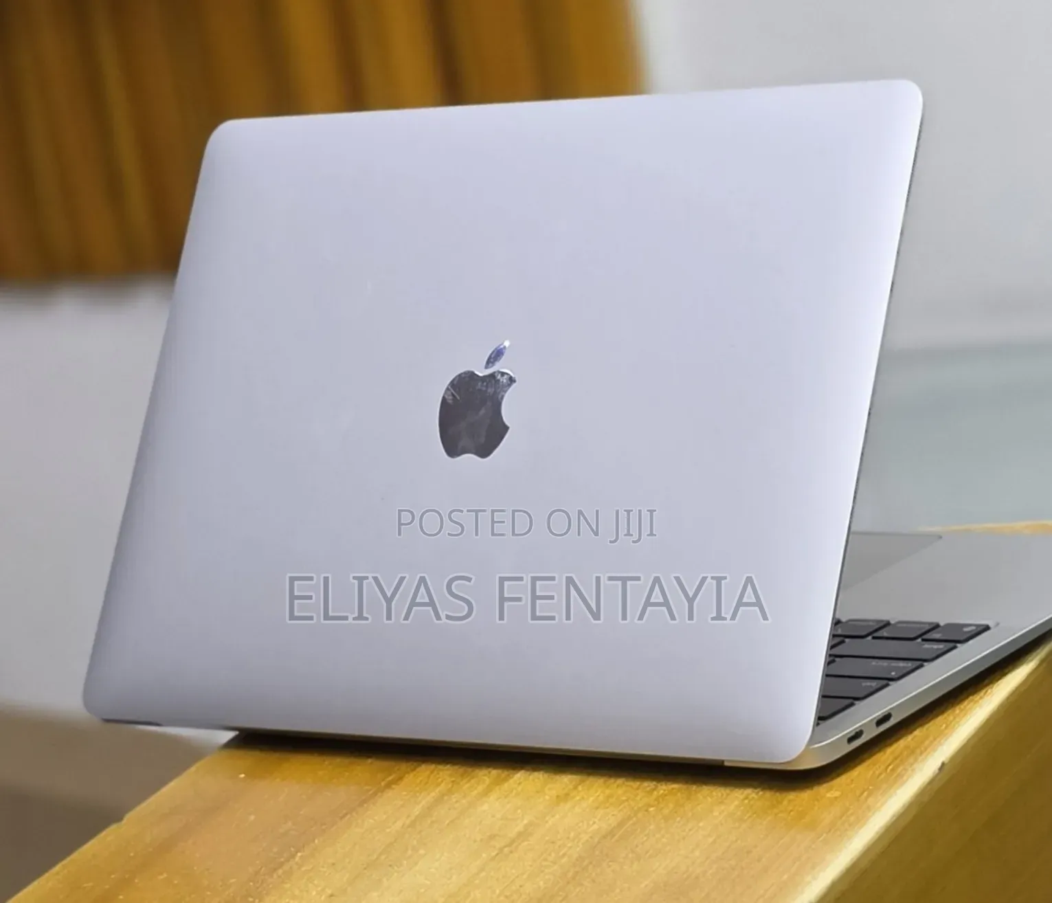 New Laptop Apple MacBook Air 2020 M1 8GB SSD 256GB
