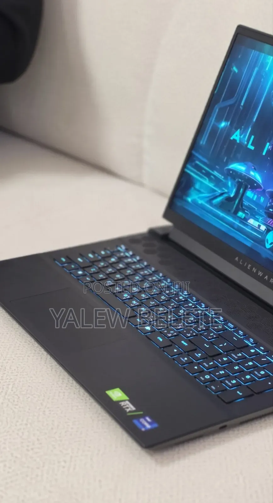 New Laptop Alienware M18 R2 32GB Intel Core i9 SSD 2T