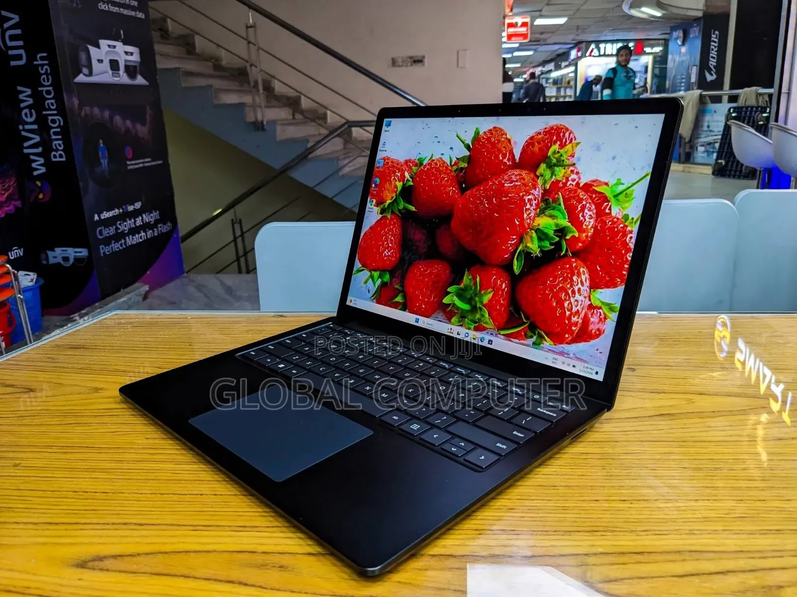 New Laptop Microsoft Surface Laptop 3 16GB Intel Core i5 SSD 256GB