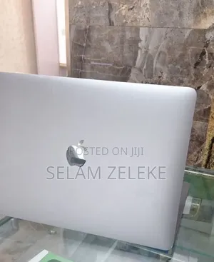 New Laptop Apple MacBook Air 2020 M1 8GB Apple M1 SSD 256GB