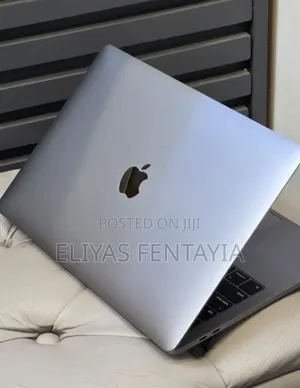 New Laptop Apple MacBook Pro 2019 16GB Intel Core i7 SSD 512GB