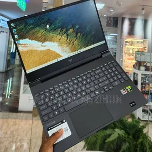 New Laptop HP Victus 16 16GB AMD Ryzen 7 SSD 1T