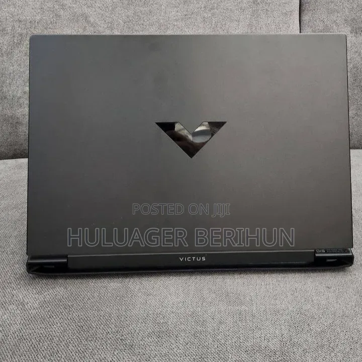New Laptop HP Victus 16 16GB AMD Ryzen 7 SSD 1T