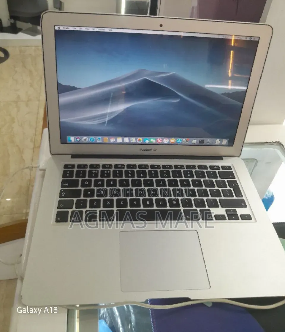 New Laptop Apple MacBook Air 2017 8GB Intel Core i5 SSD 128GB