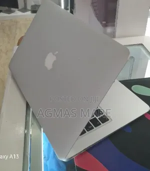 New Laptop Apple MacBook Air 2017 8GB Intel Core i5 SSD 128GB