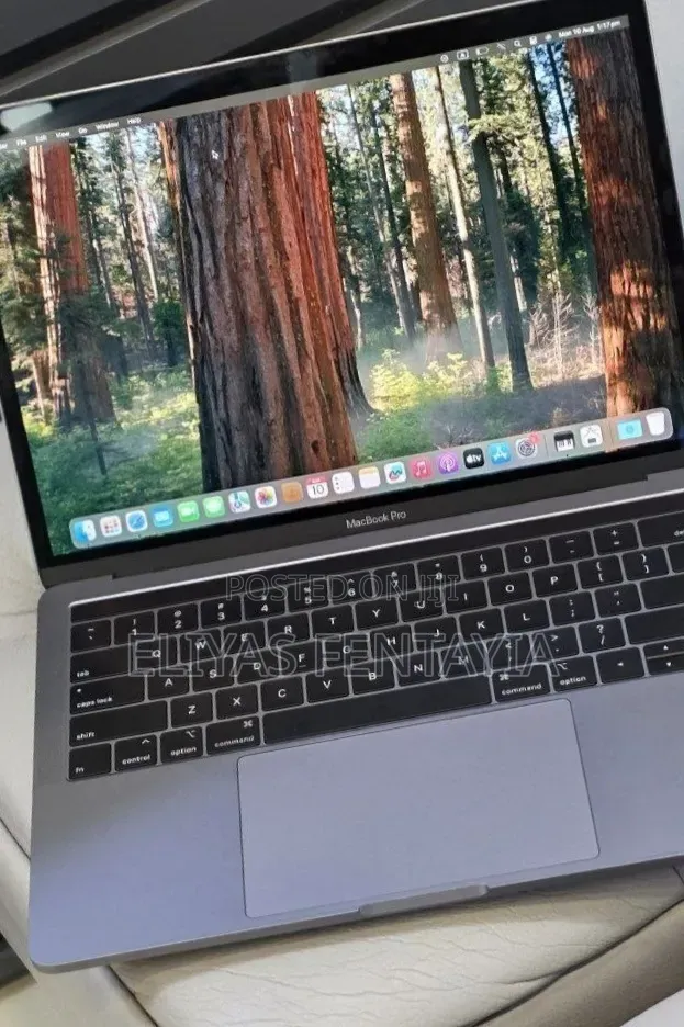 New Laptop Apple MacBook Pro 2019 16GB Intel Core i7 SSD 512GB