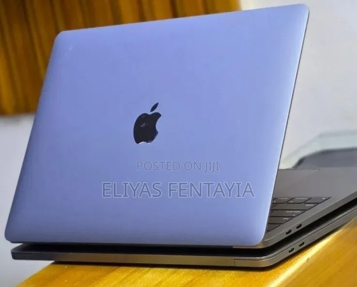 New Laptop Apple MacBook Pro 2019 16GB Intel Core i7 SSD 512GB