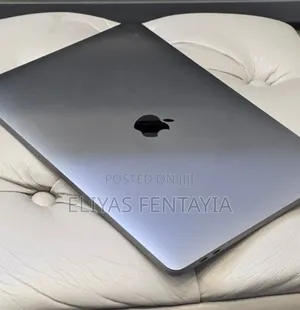 New Laptop Apple MacBook Pro 2019 16GB Intel Core i7 SSD 512GB
