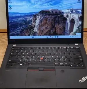 New Laptop Lenovo ThinkPad T14 G2 16GB Intel Core i7 SSD 512GB