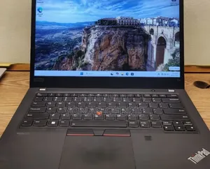 New Laptop Lenovo ThinkPad T14 G2 16GB Intel Core i7 SSD 512GB
