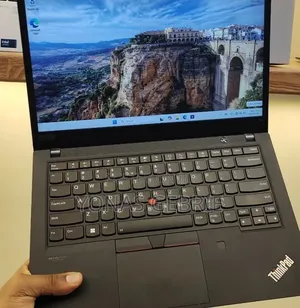 New Laptop Lenovo ThinkPad T14 G2 16GB Intel Core i7 SSD 512GB