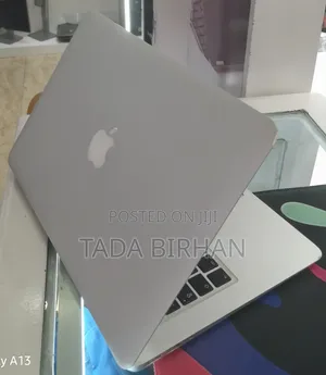 Laptop Apple MacBook Air 2017 8GB Intel Core i7 SSD 256GB