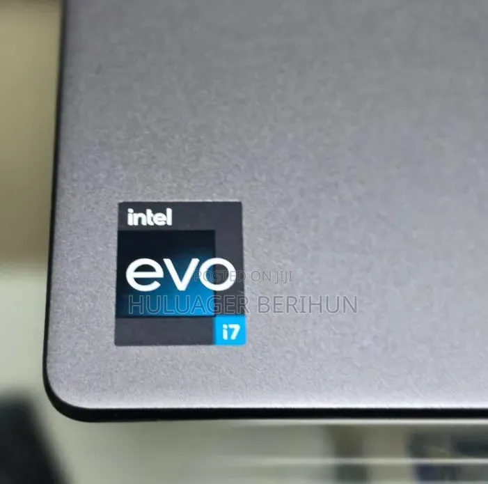 New Laptop Lenovo Yoga 7i 16GB Intel Core i7 SSD 512GB