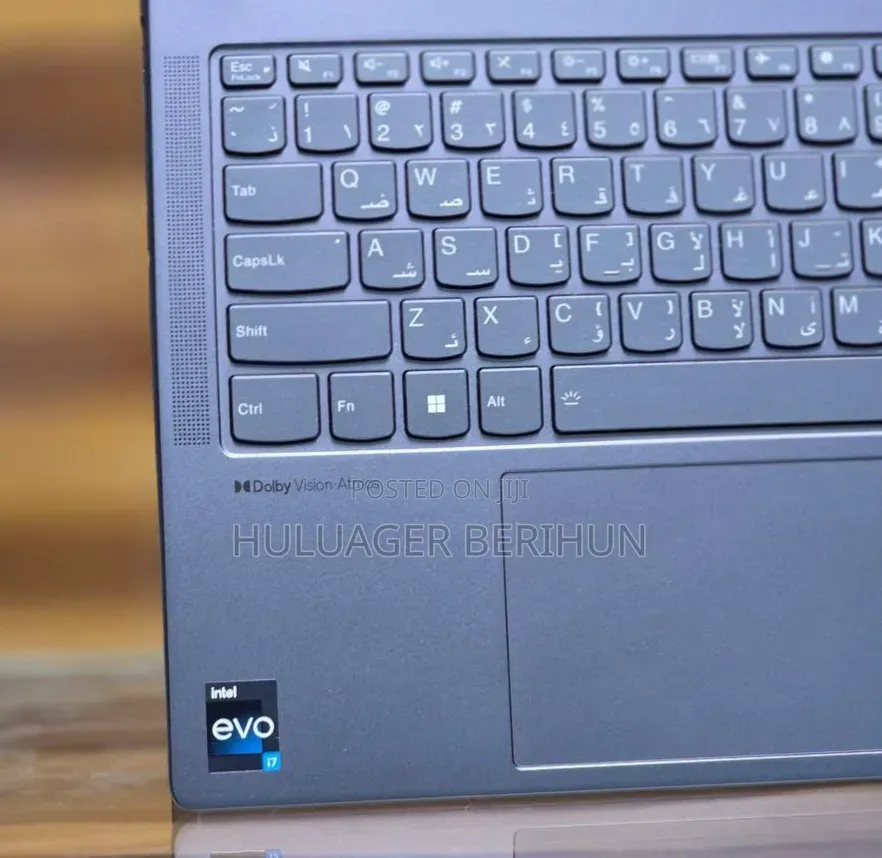 New Laptop Lenovo Yoga 7i 16GB Intel Core i7 SSD 512GB